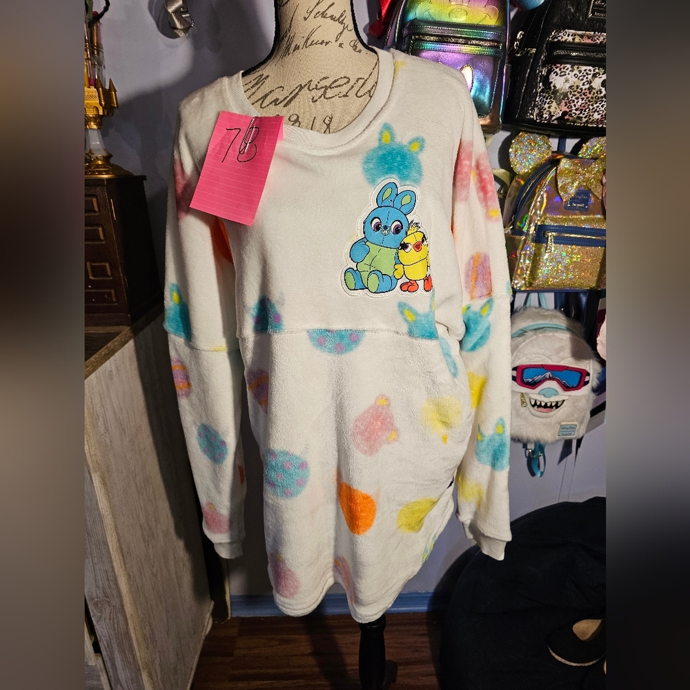 NEW Disney Spirit Jersey Adult Xlarge White Fuzzy Sulley Ducky Red Fleece Pixar